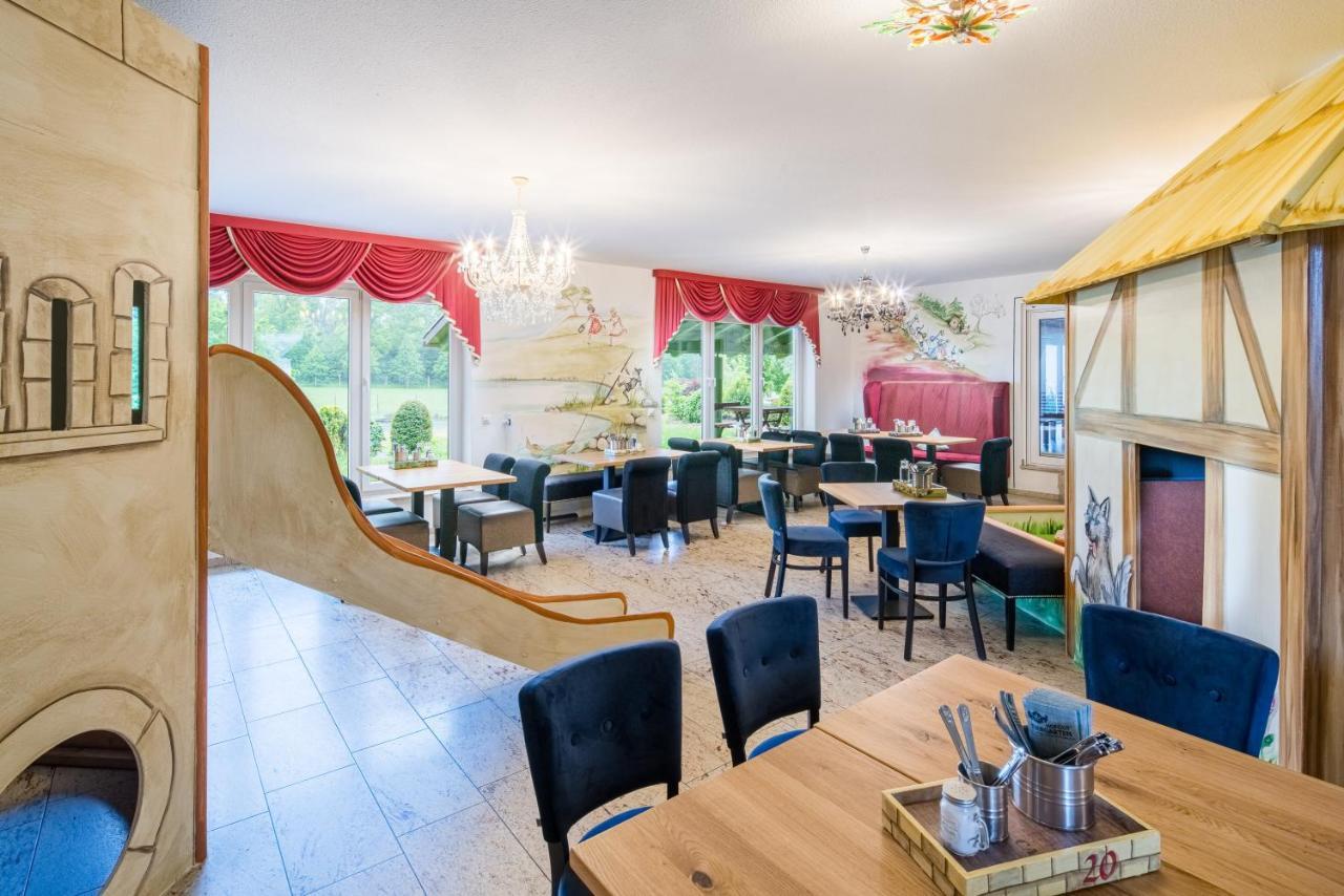 Hotel Hofgut Tiergarten Aulendorf Ngoại thất bức ảnh