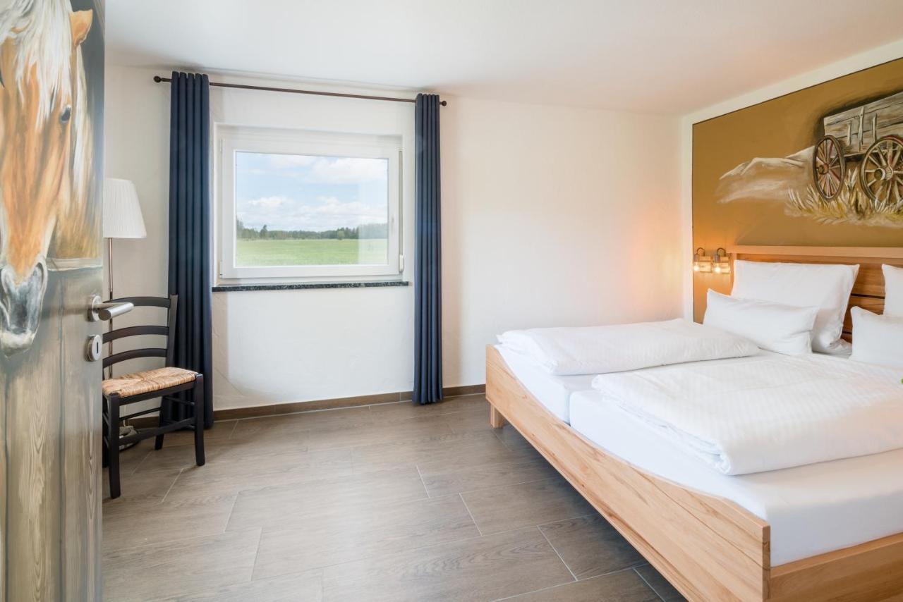 Hotel Hofgut Tiergarten Aulendorf Ngoại thất bức ảnh