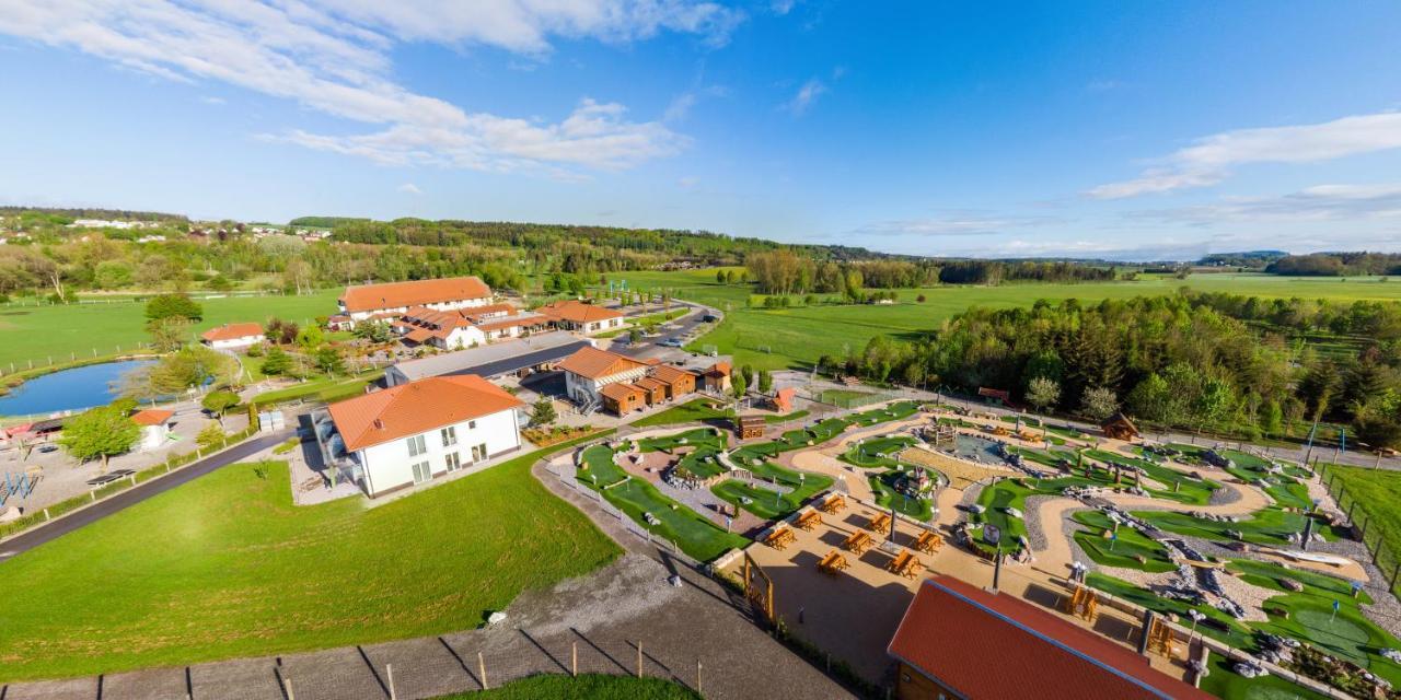 Hotel Hofgut Tiergarten Aulendorf Ngoại thất bức ảnh
