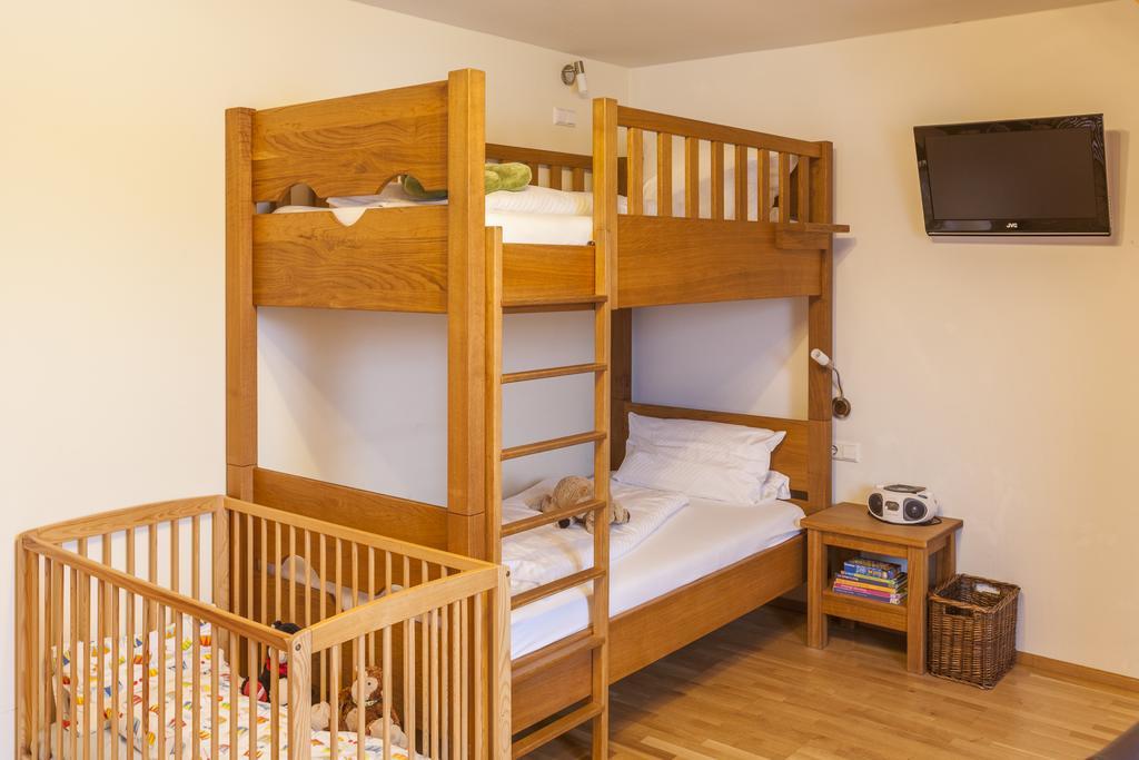 Hotel Hofgut Tiergarten Aulendorf Ngoại thất bức ảnh