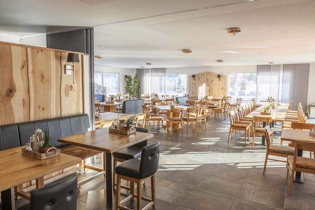 Hotel Hofgut Tiergarten Aulendorf Ngoại thất bức ảnh