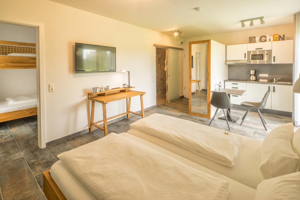 Hotel Hofgut Tiergarten Aulendorf Ngoại thất bức ảnh