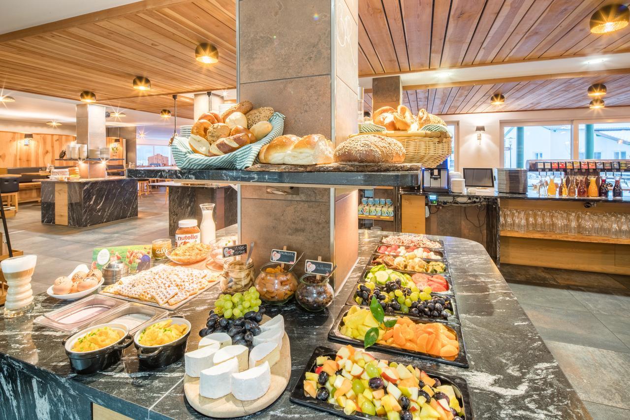 Hotel Hofgut Tiergarten Aulendorf Ngoại thất bức ảnh